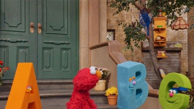 Watch Sesame Street · Season 53 Episode 9 · How to Catch a Robot