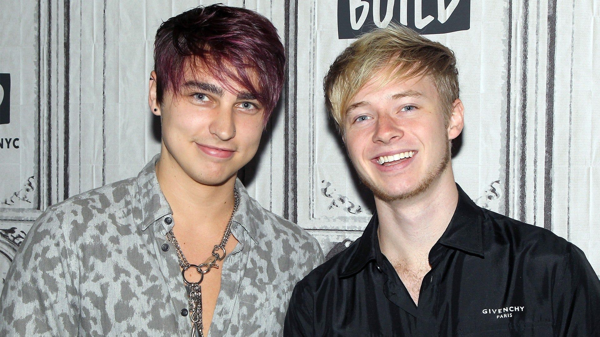 Sam and Colby · Season 5 Episode 1 · The Haunting of Queen Mary's
