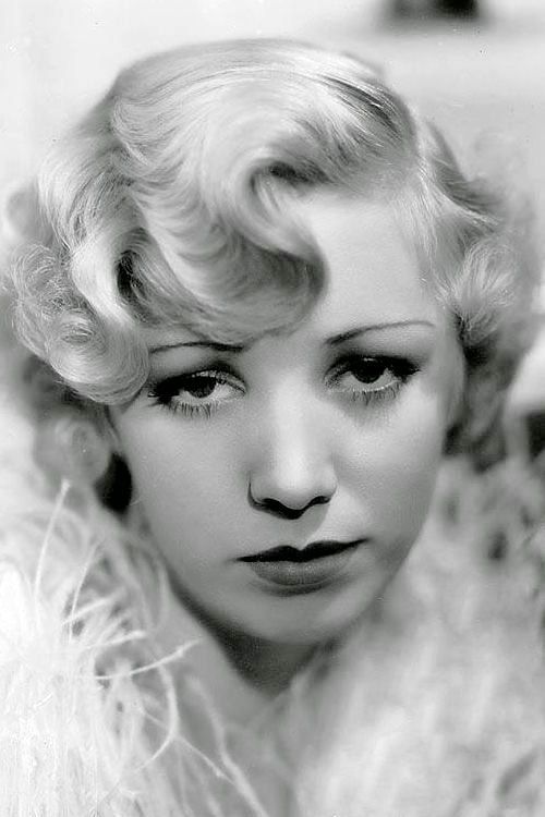 Photo of Isabel Jewell