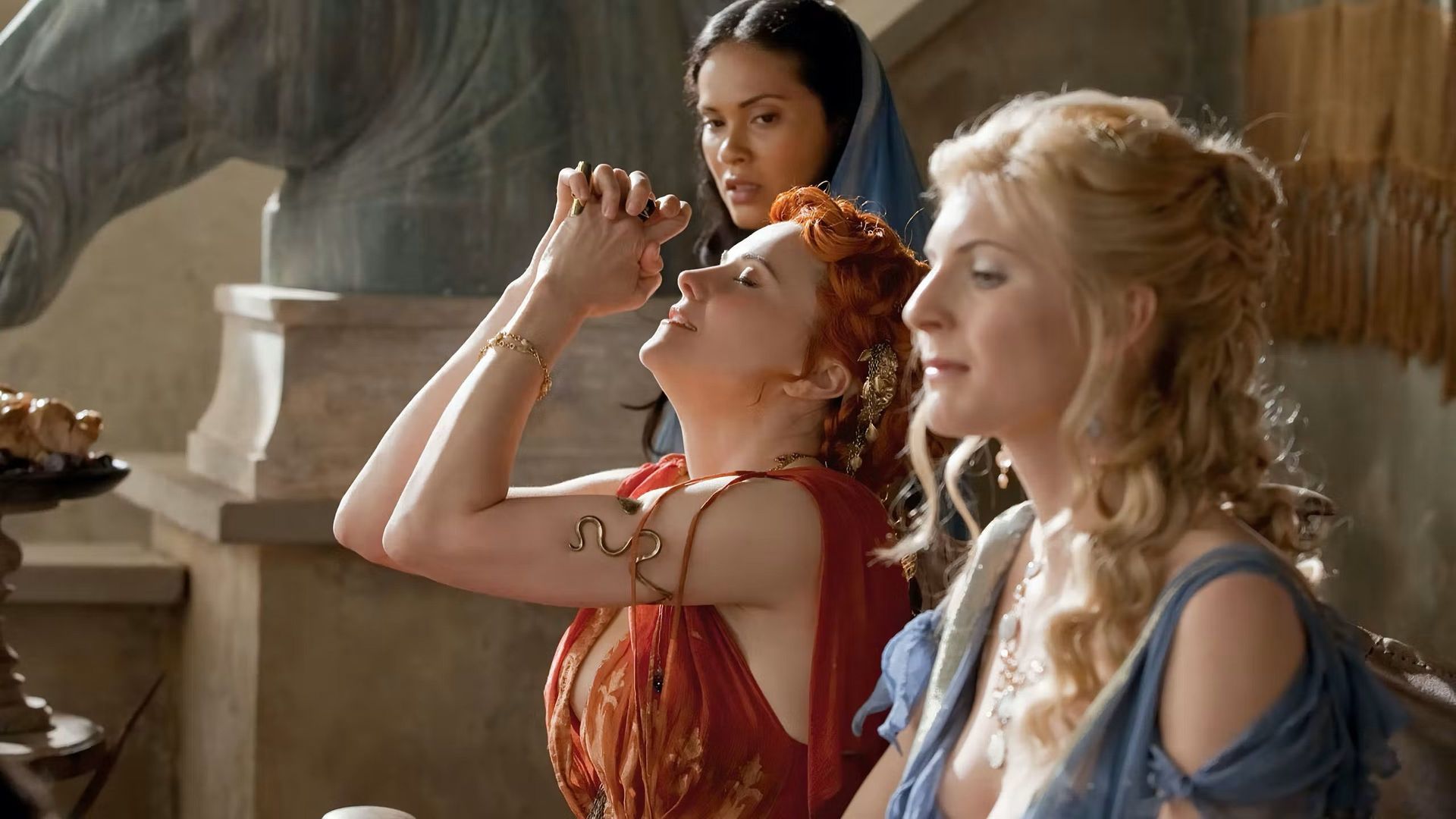 Spartacus: Gods of the Arena Season 1 - episodes streaming online