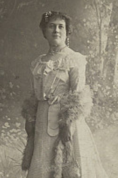 Photo of Adriënne Solser