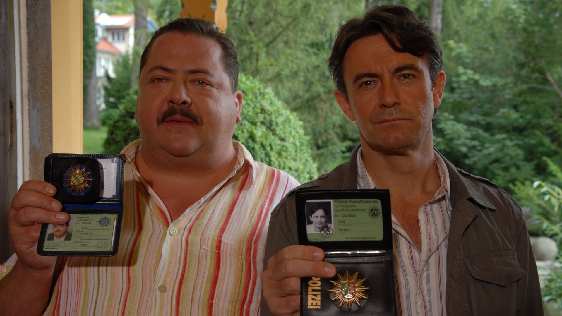 Die Rosenheim-Cops - Season 7 • Episode 24 - Abwärts in den Tod - Plex