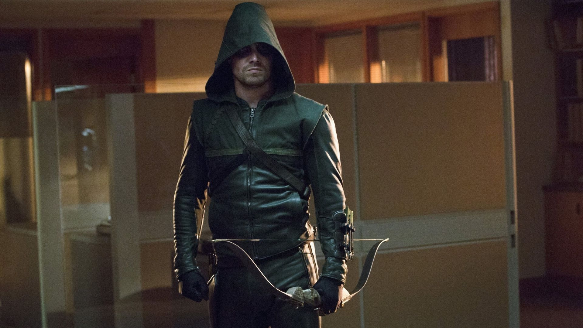 Watch Arrow • Season 1 Full Episodes Online - Plex