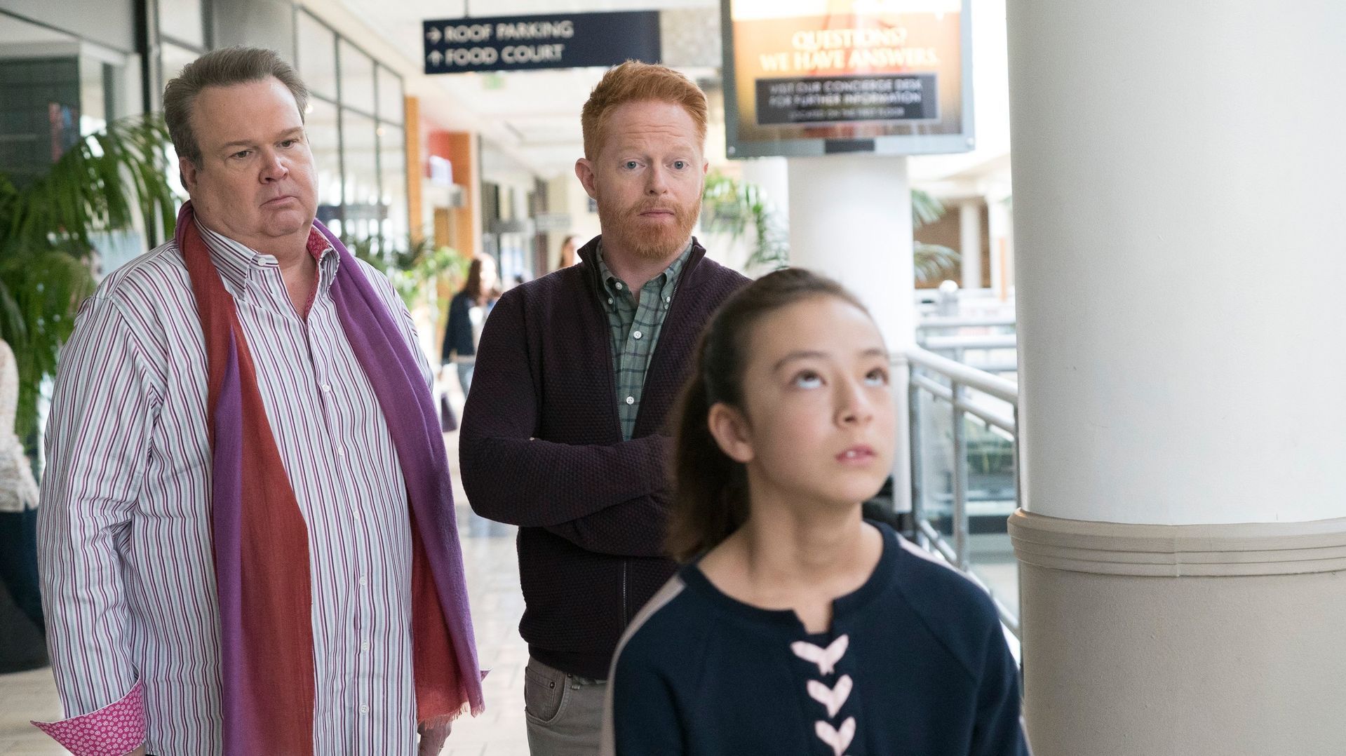 Watch Modern Family · Season 9 Episode 18 · Daddy Issues Full Episode  Online - Plex