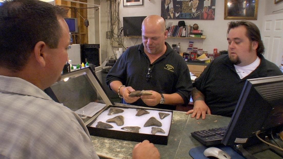 Watch Pawn Stars Volume 1