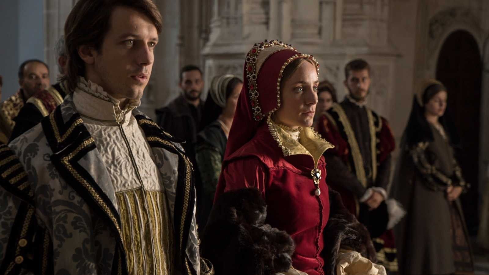 Эдриан броуди император. Emperor 2015. Emperor 2015. Emperor 2015. Карлос король и император.