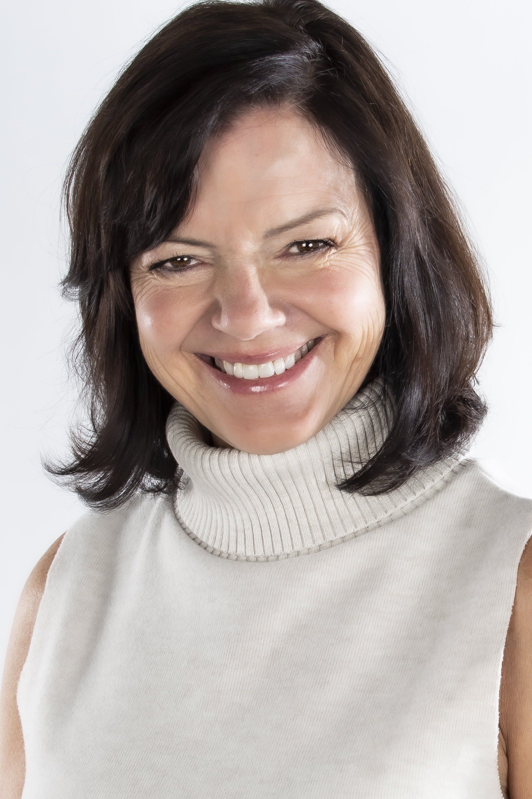 Photo of Julie Summers