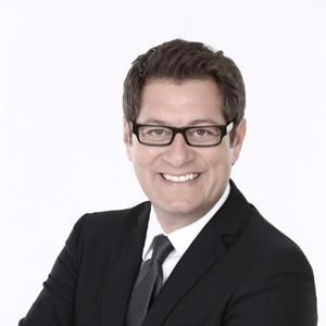 Photo of Enrico Papi