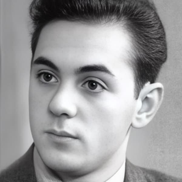 Photo of Anatoliy Ravikovich