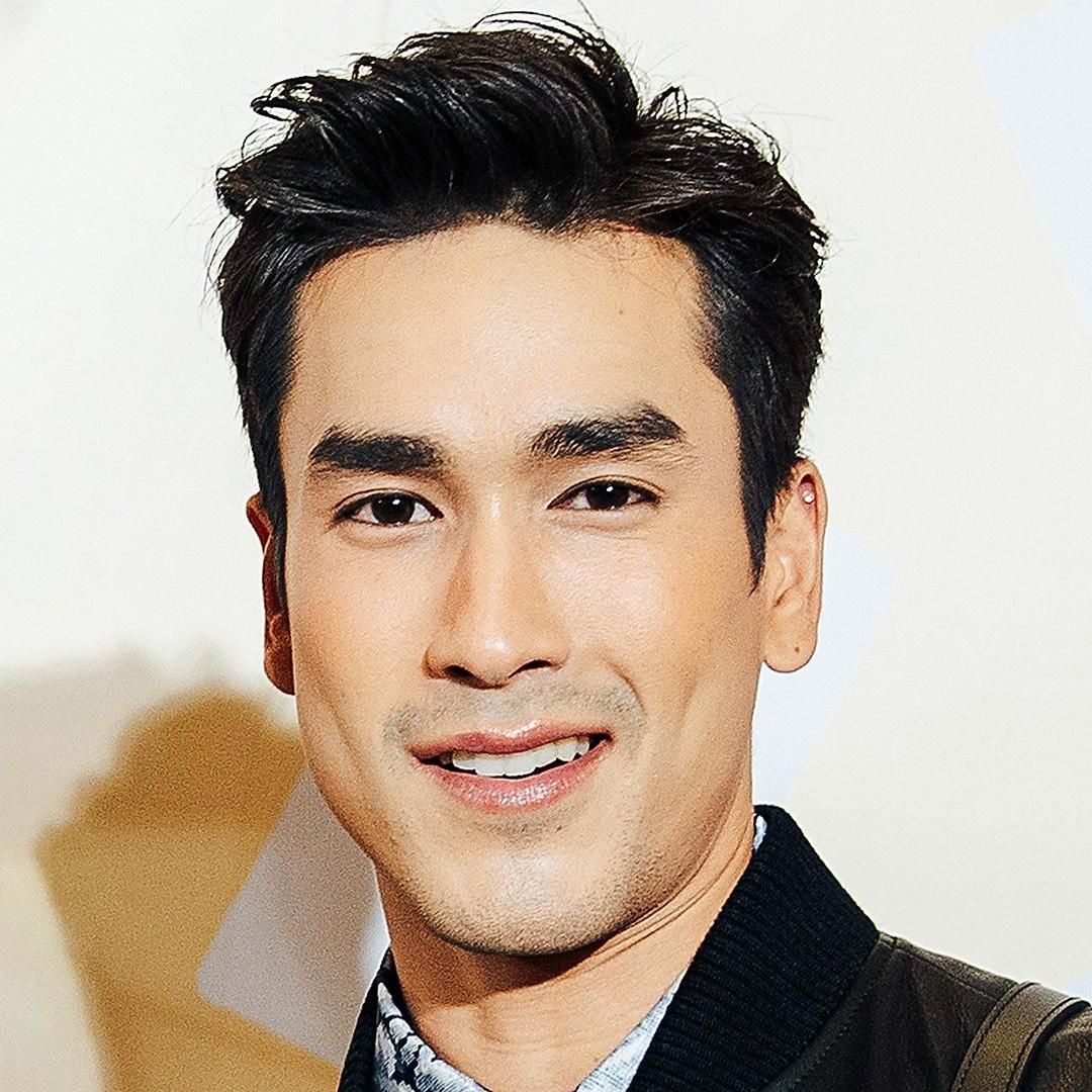 Photo of Nadech Kugimiya