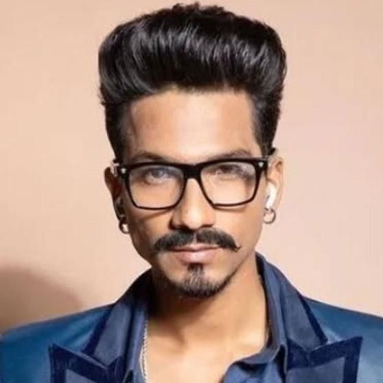 Photo of Haarsh Limbachiyaa