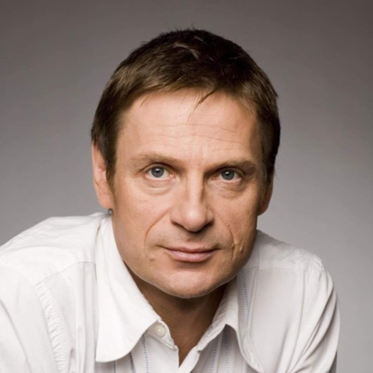 Photo of Simon Keenlyside