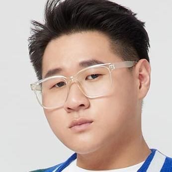 Photo of Feng-Yi Zheng