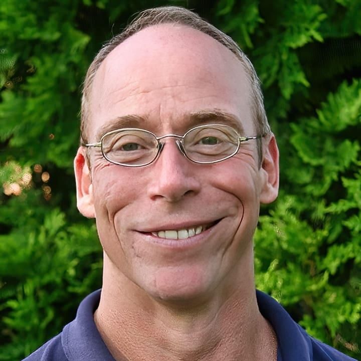 Photo of Dr. Steven Greer