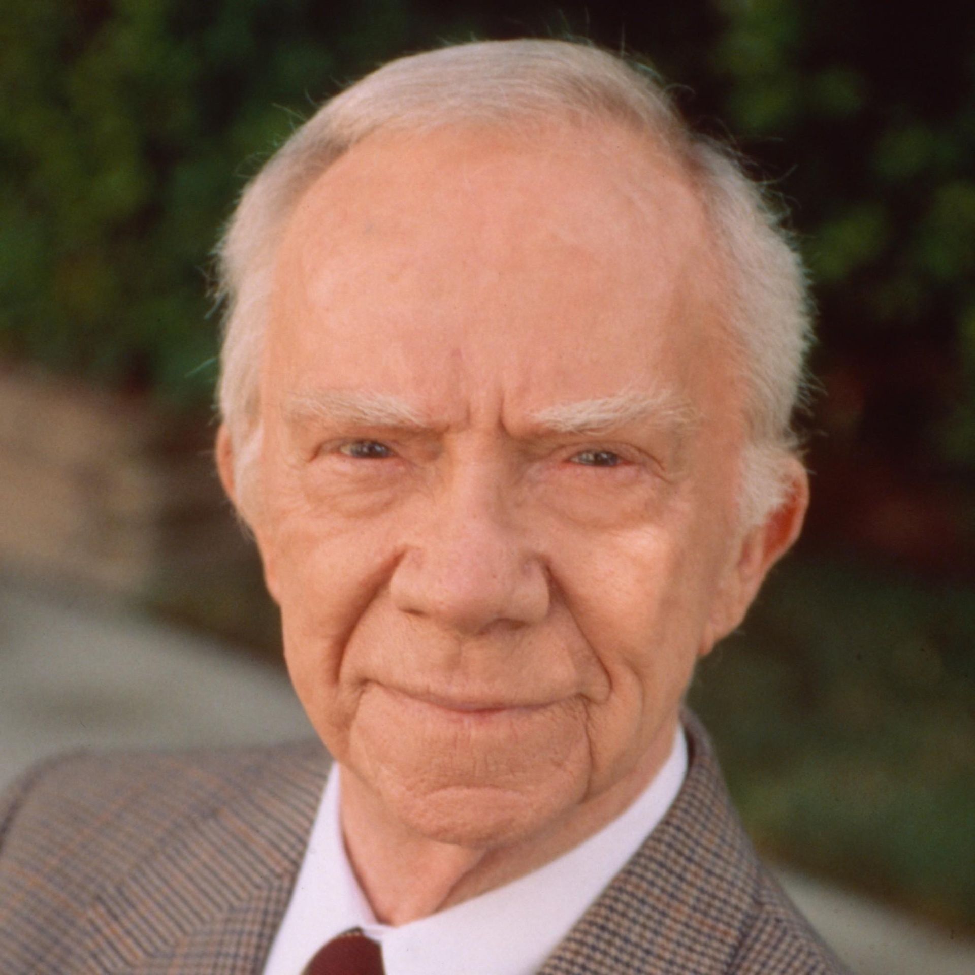 Photo of Ray Walston