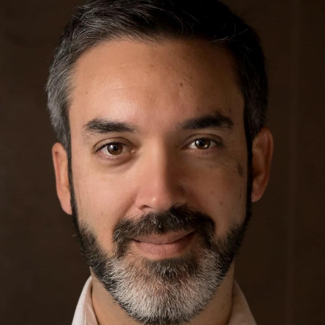 Photo of Henrique Sá Pessoa