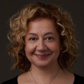 Photo of Özlem Çakar