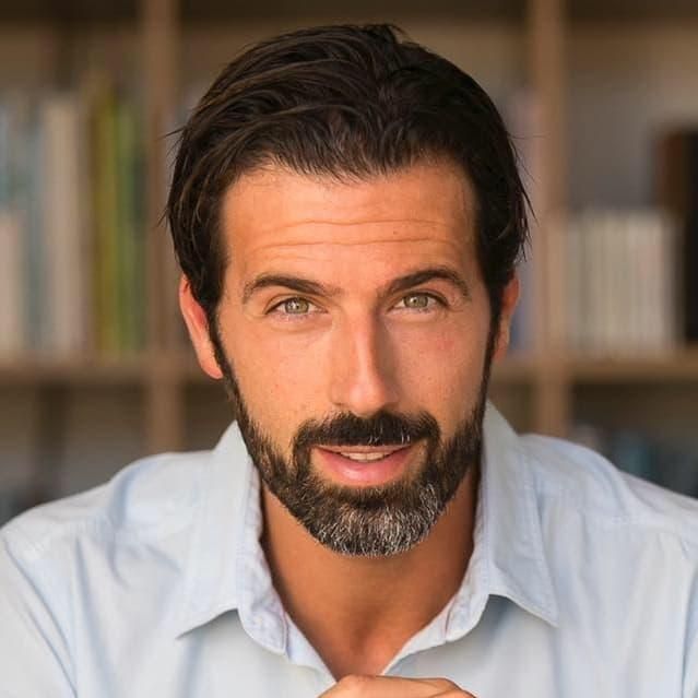 Photo of Gustavo Santos