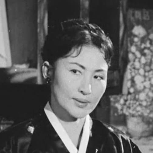 Photo of Yun Jeong-ran
