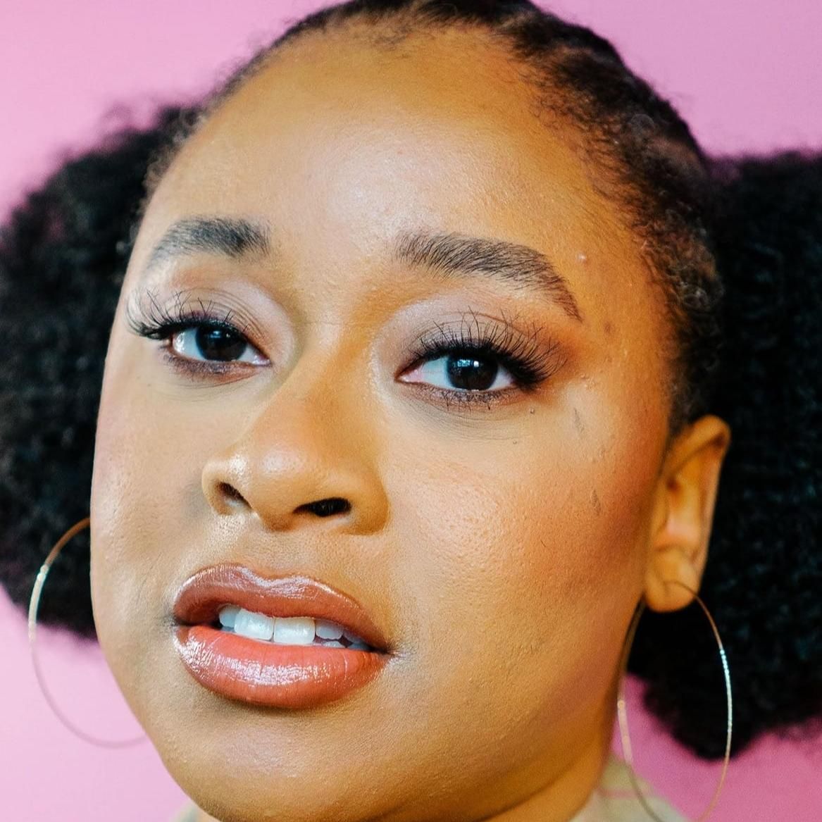 Photo of Phoebe Robinson