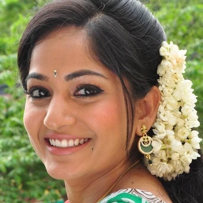 Photo of Madhavi Latha