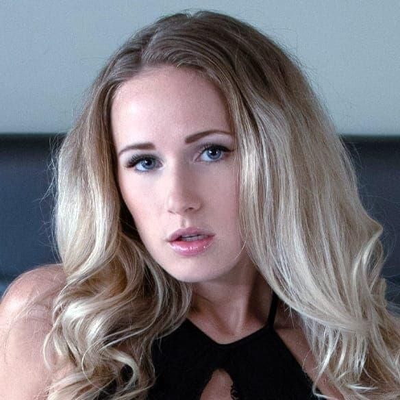 Photo of Shannon Blake