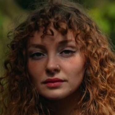 Photo of Rebekah Lowri Llewelyn