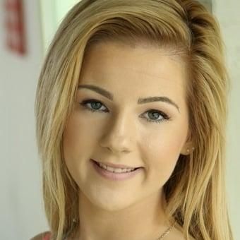Photo of Bella Elise Rose