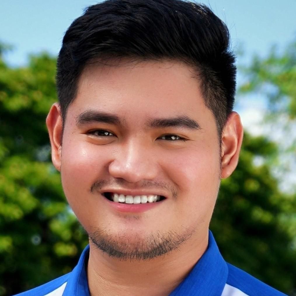Photo of Michael Locsin