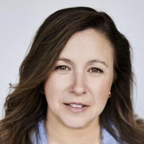 Photo of Jessica Barker