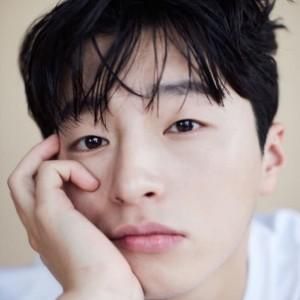 Photo of Jung Yong-ju