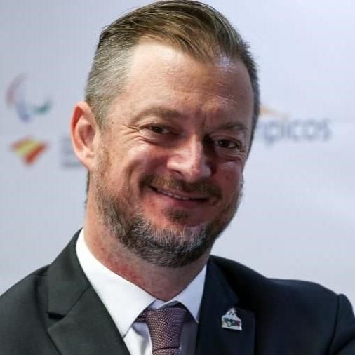 Photo of Andrew Parsons