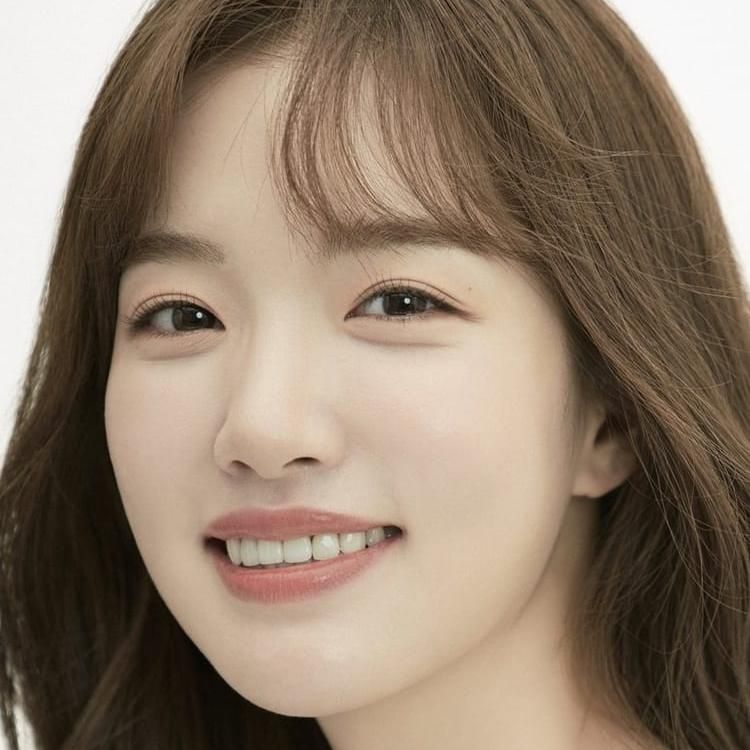 Photo of Jo Yoon-seo