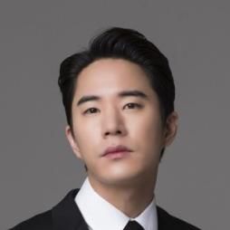 Photo of Moon Tae-yu