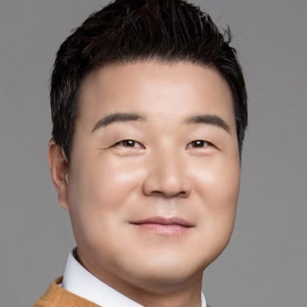 Photo of Lee Hyung-taik