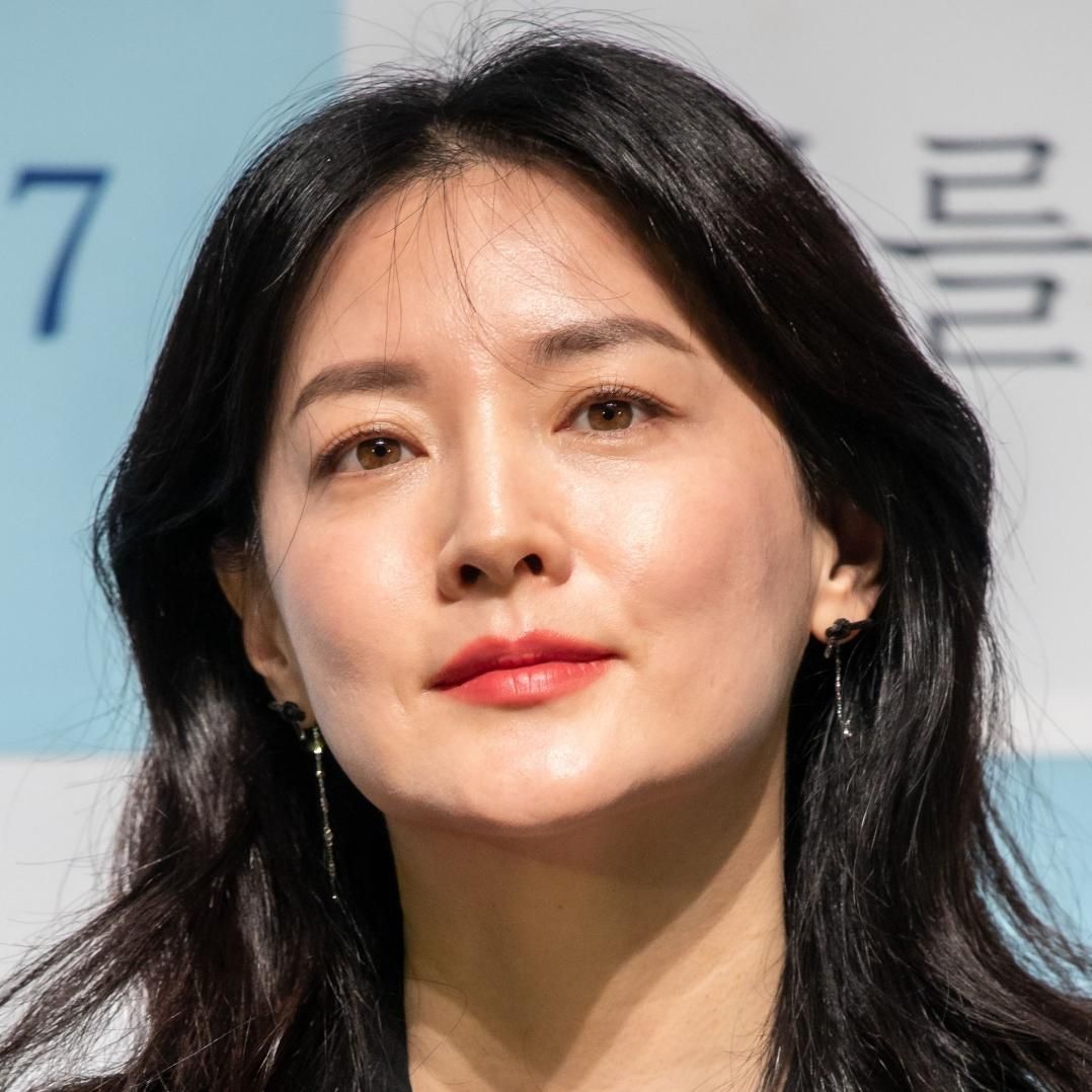 Photo of Lee Young-ae