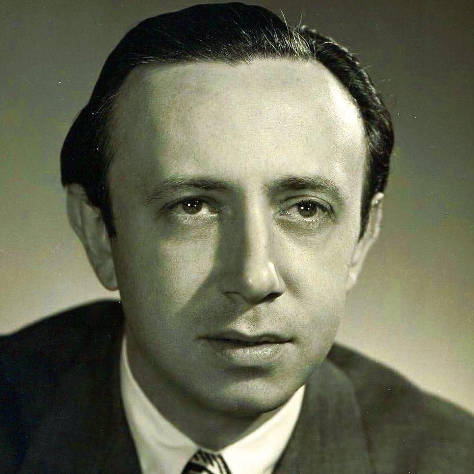 Photo of Morton Gould