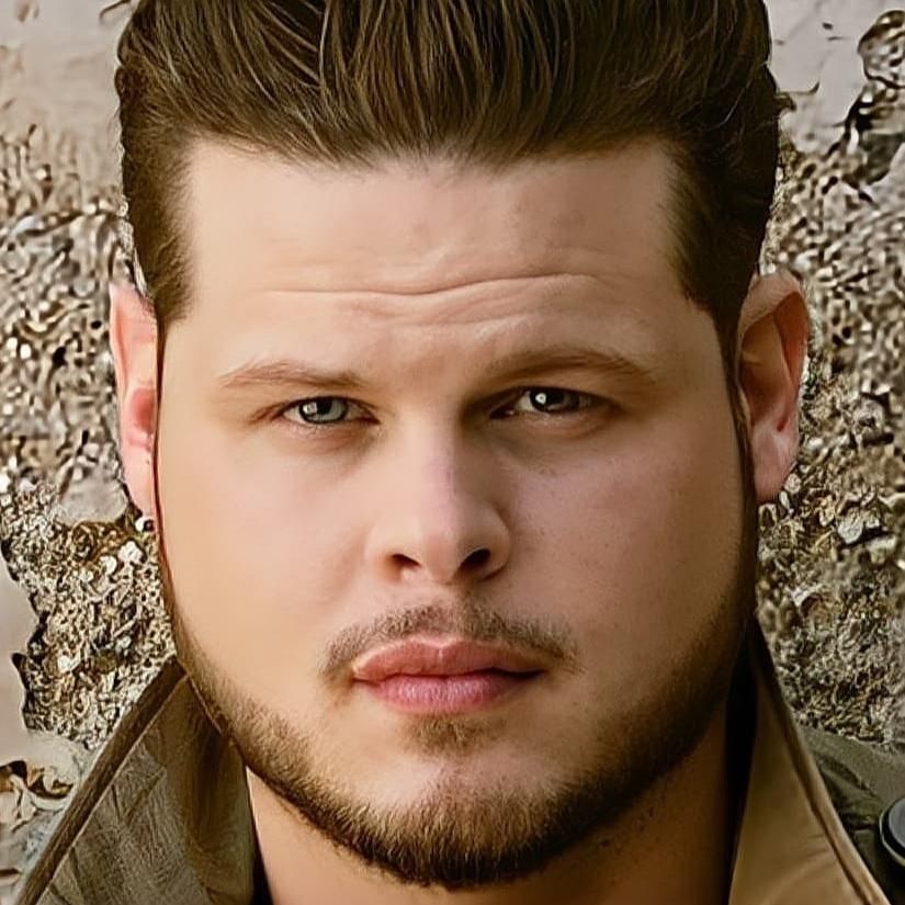 Photo of Derrick Levasseur