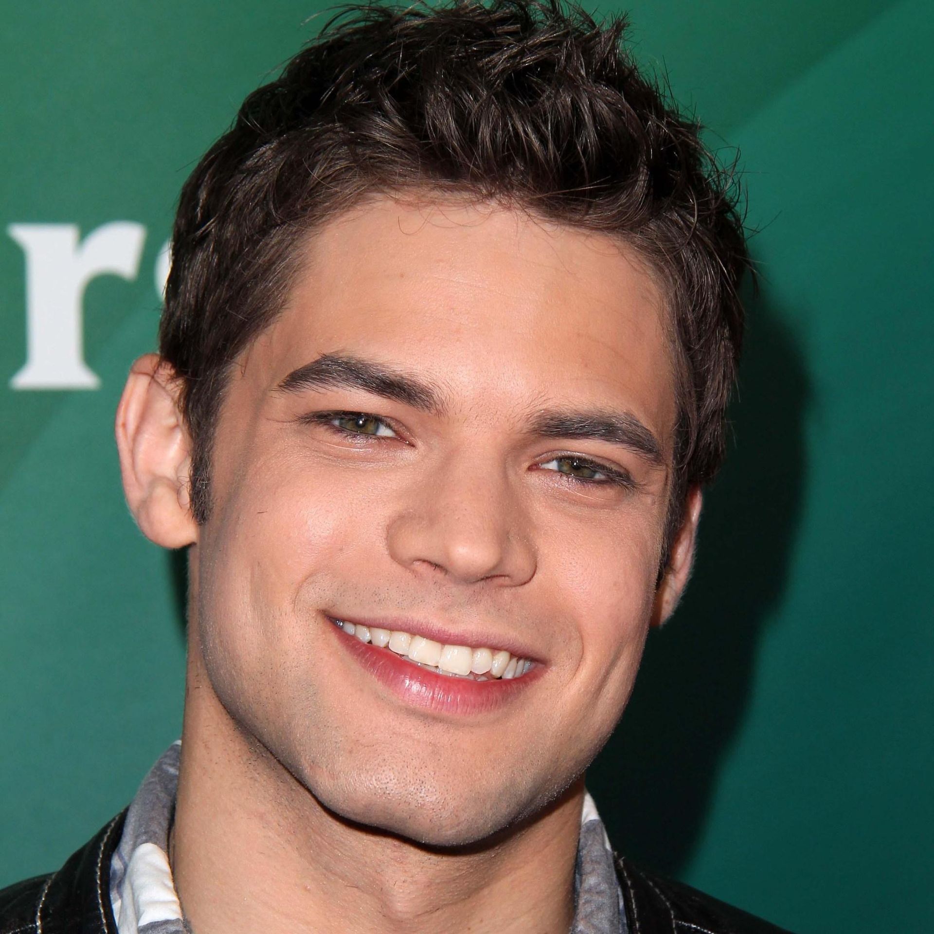 Photo of Jeremy Jordan