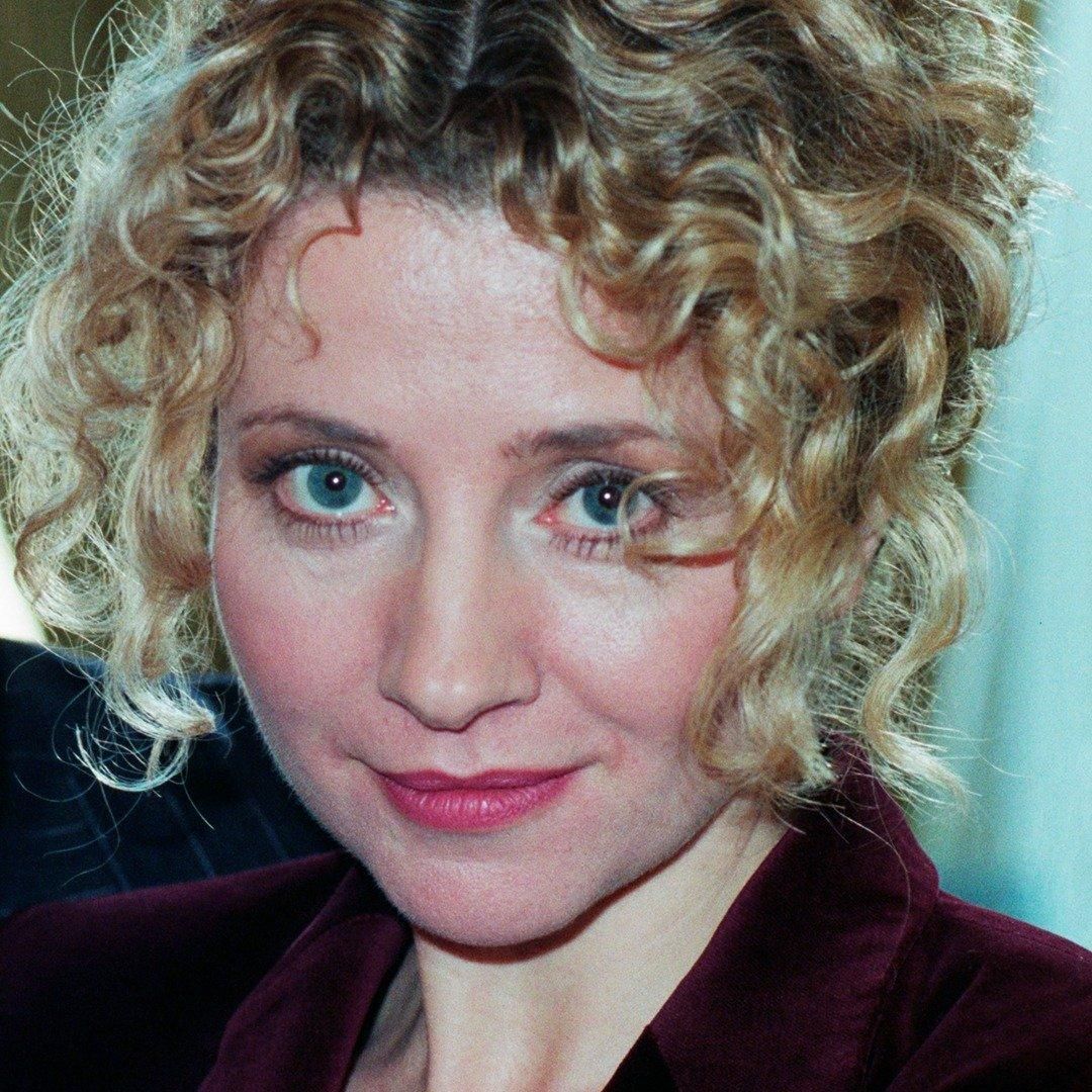 Photo of Stephanie Schonfield