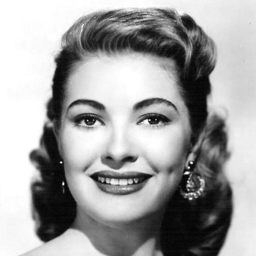 Photo of Lori Nelson