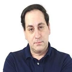 Photo of Elliott Mason