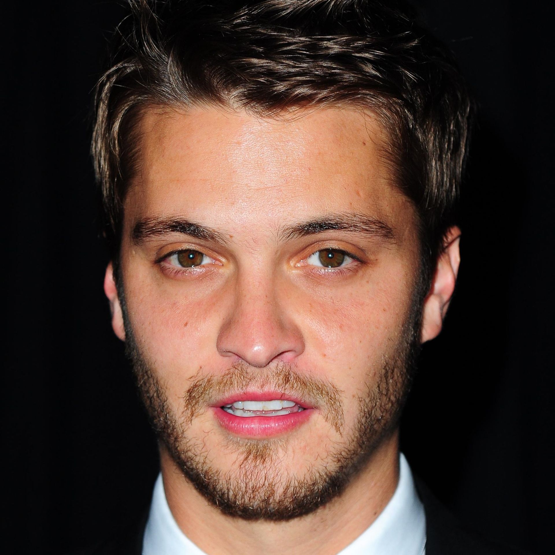 Photo of Luke Grimes