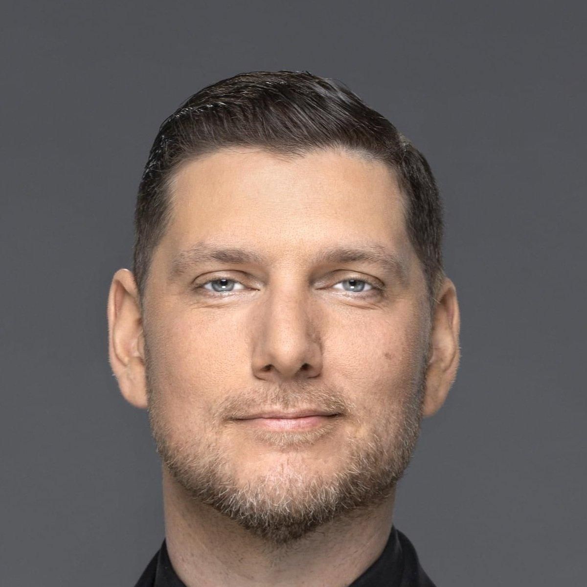 Photo of Chris Kaiser