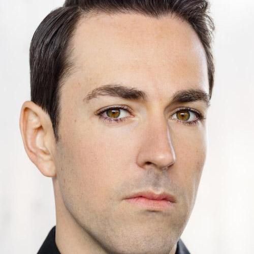 Photo of Gabriel Oliva