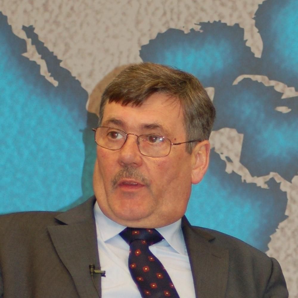 Photo of Bob Ainsworth