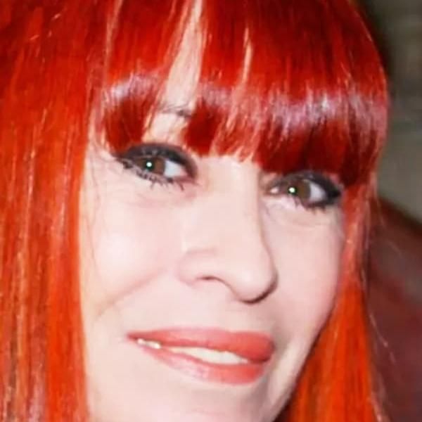 Photo of Manuela Bravo