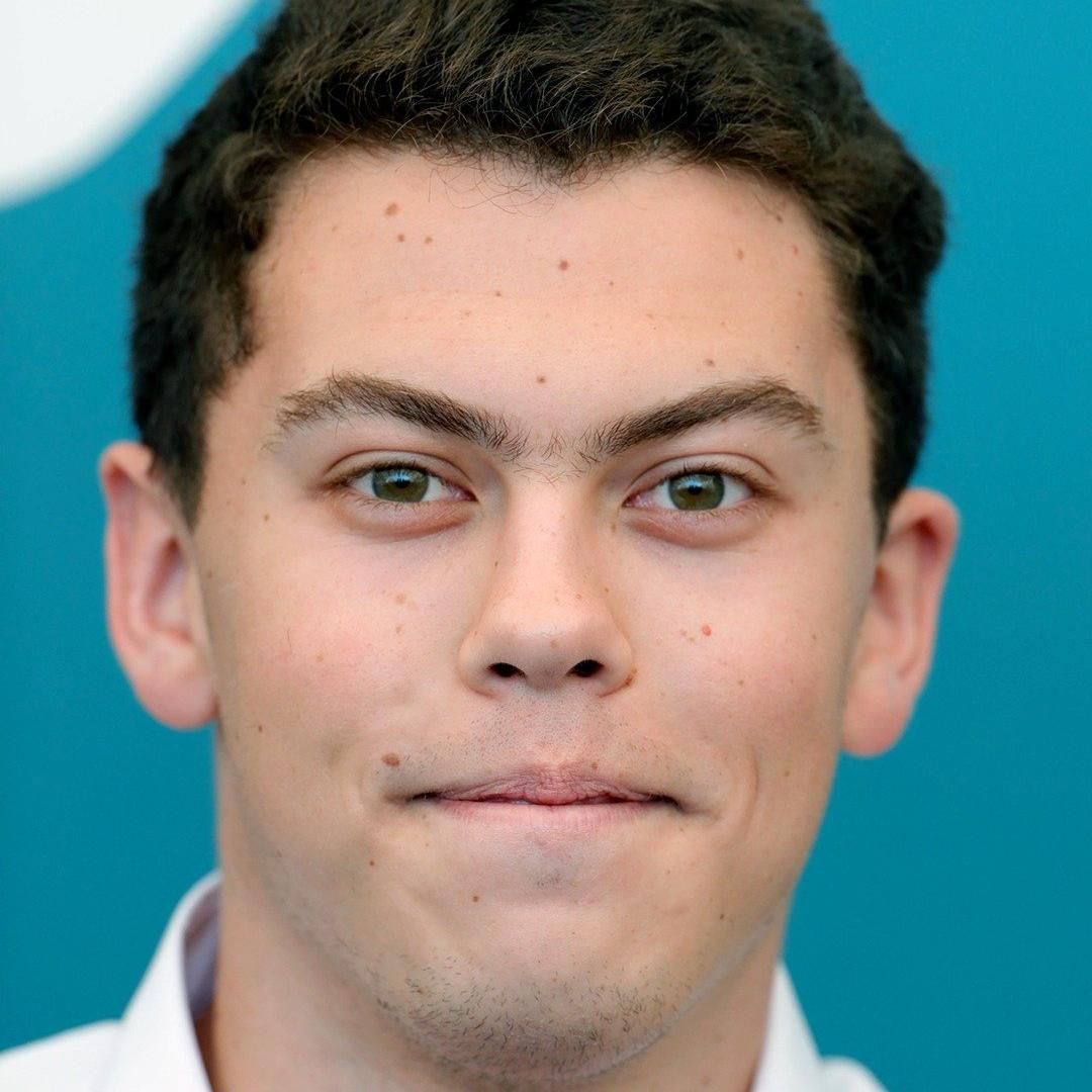 Photo of Matthew Vey
