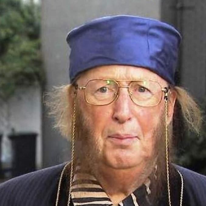 Photo of John McCririck