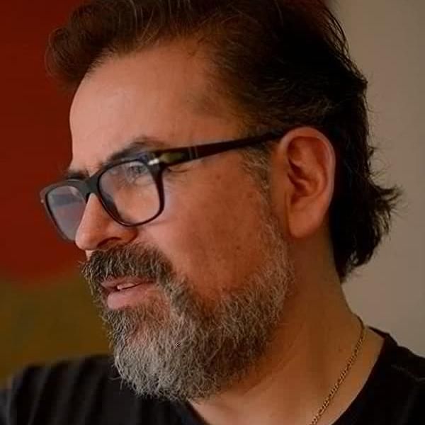 Photo of Mario Muñoz